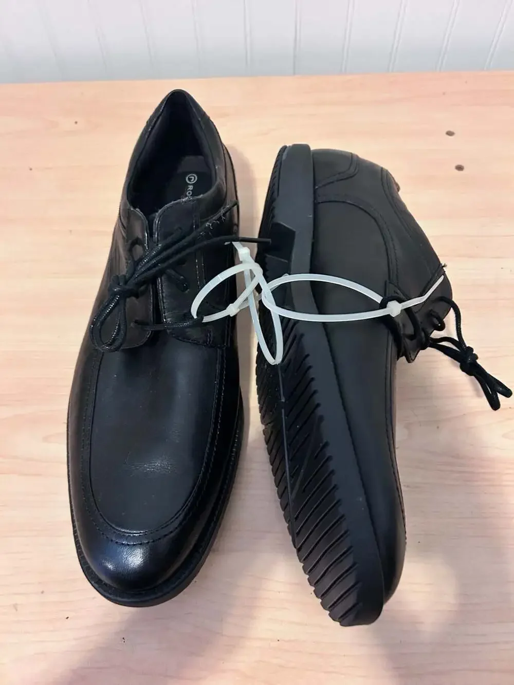 Nunn Bush Bourbon Street KORE Moc Toe Oxford Dress Shoes